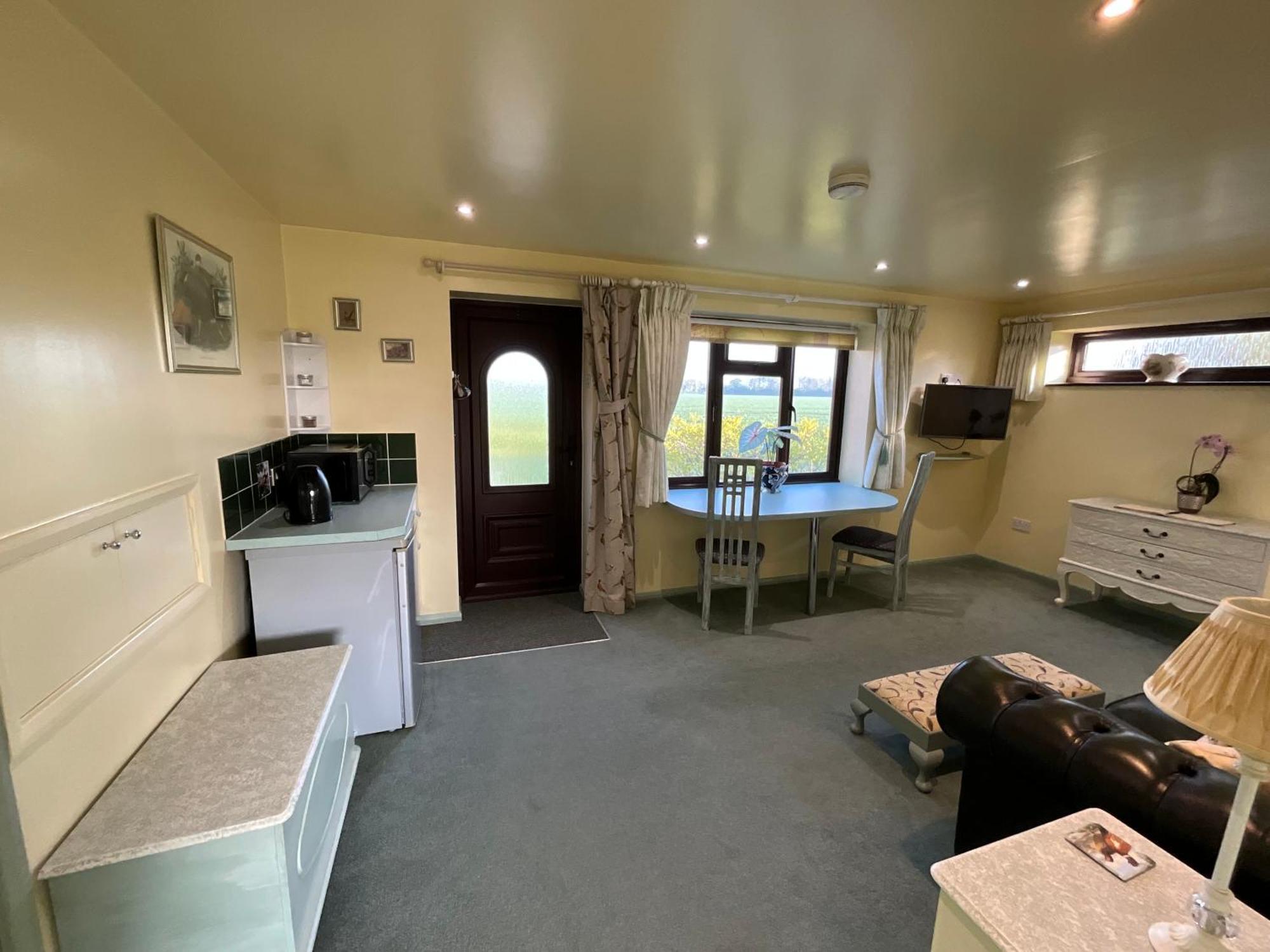 Pheasant Suites Colchester Zewnętrze zdjęcie